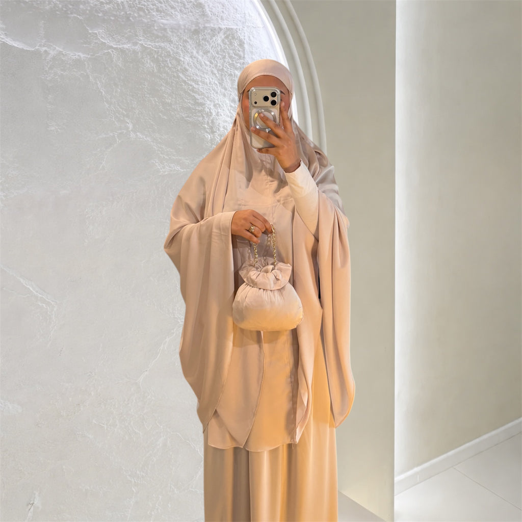 Hochwertiges Satin-Gebetskleid – HELLBEIGE